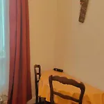 Central Room In Paris